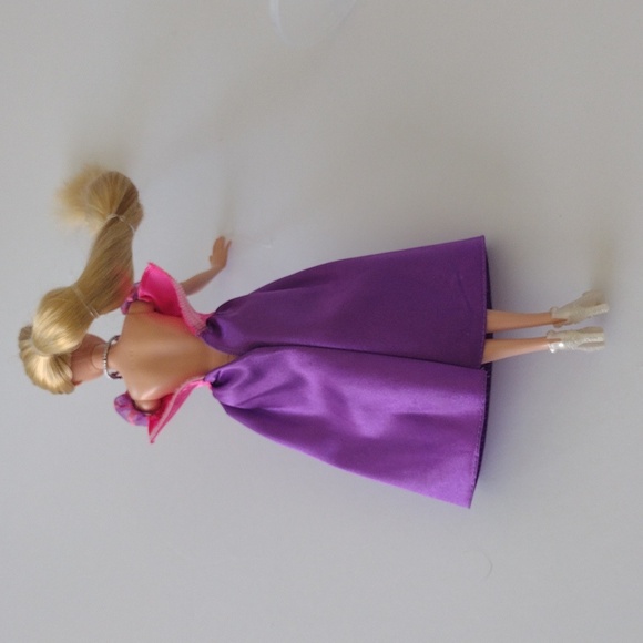 Disney Princess Rapunzel from Tangled Doll 11 Inch - Picture 7 of 12